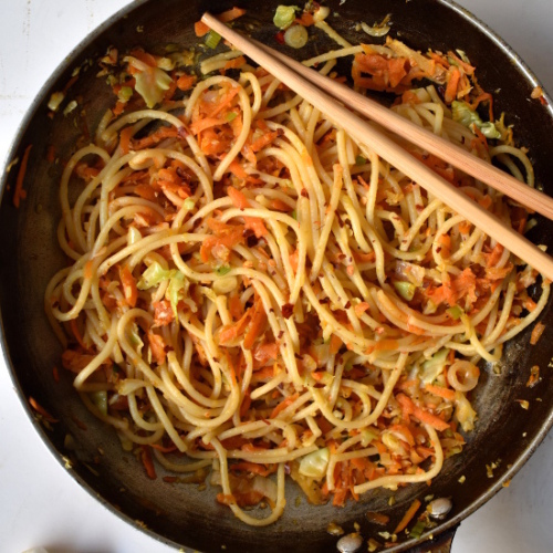 noodles recipe | how to make veg noodles recipe - Priya's Curry Nation