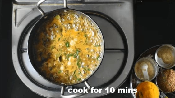 No oil methi chole recipe - Priya's Curry Nation