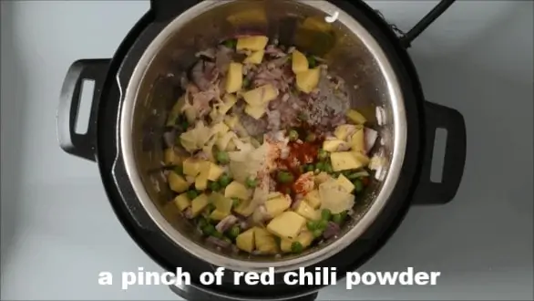 instant pot tava pulao recipe steps -priyascurrynation.com #recipes 