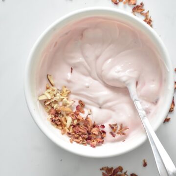 Gulab shrikhand/ rose shrikhand from scratch recipe - priyascurrynation.com #desserts