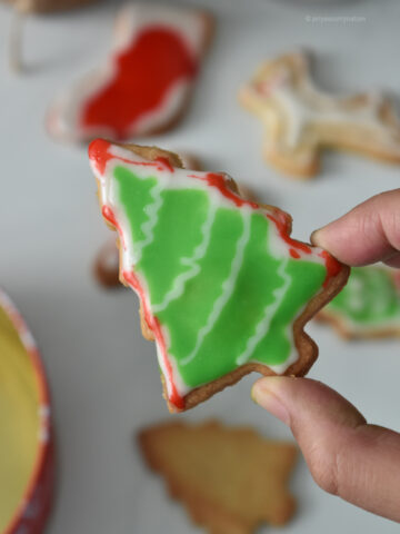 egg free royal icing recipe for cookies - priyascurrynation.com
