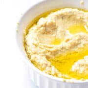 Best hummus recipe made with canned chicnkpeas.