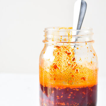 5 minutes easy chili oil recipe with lots of tricks and tips.
